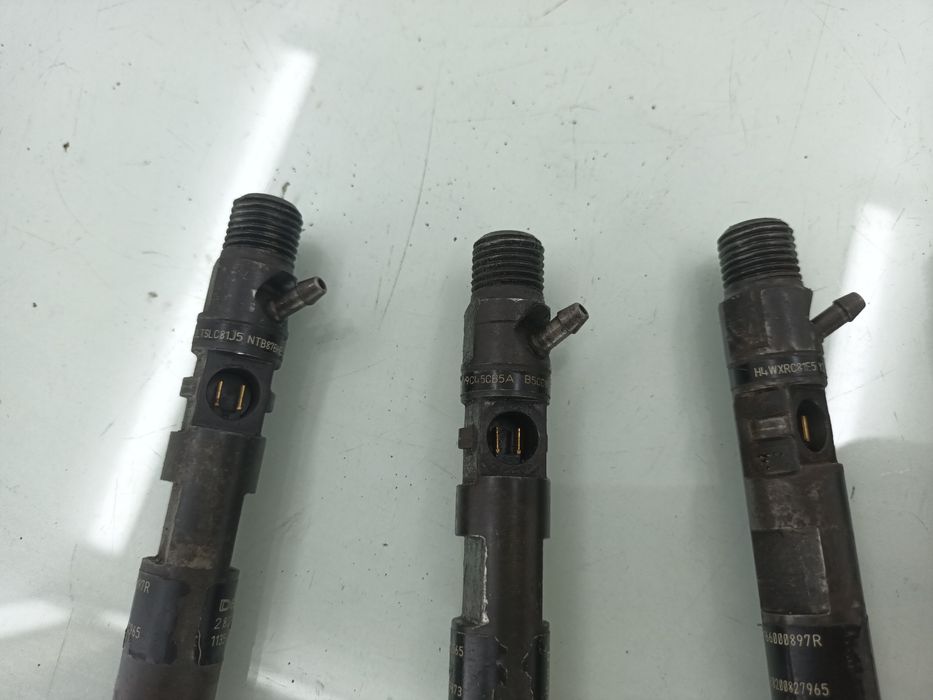 Dezmembrez Injector de pe Dacia LOGAN 2009-2014