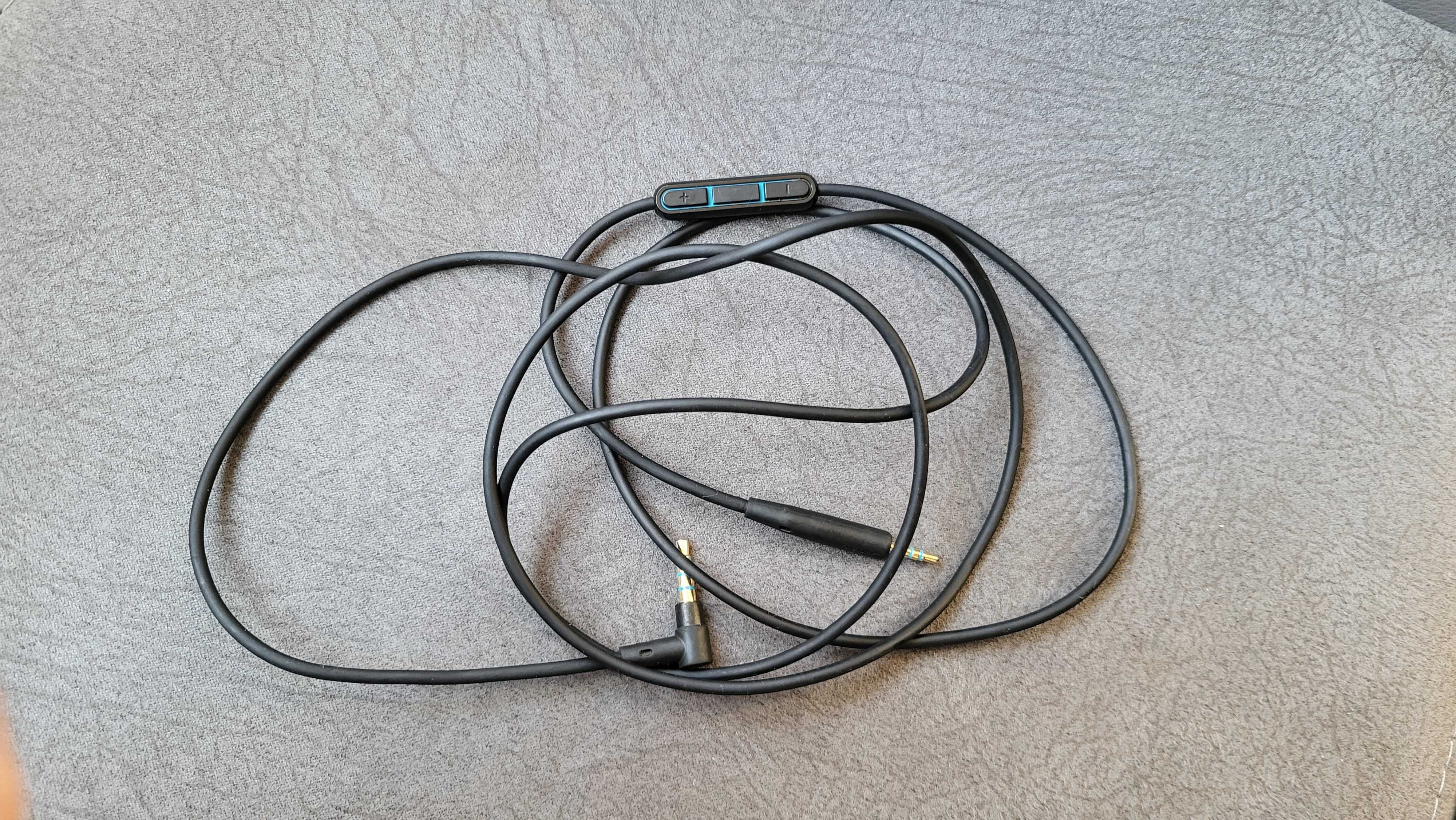 BOSE Cablu Casti cu microfon cu mufe Jack de 3.5mm si de 2.5mm ca nou