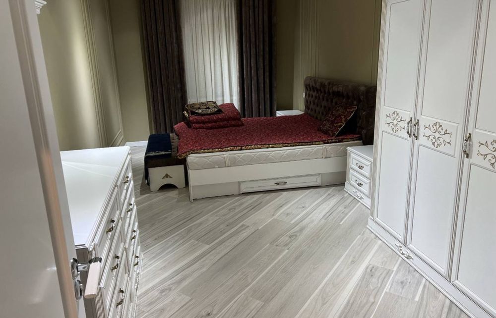 Shayxontohur Milliy bog ' metro