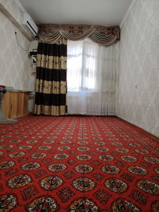 sergeli 6a 2/7/7 sotiladi