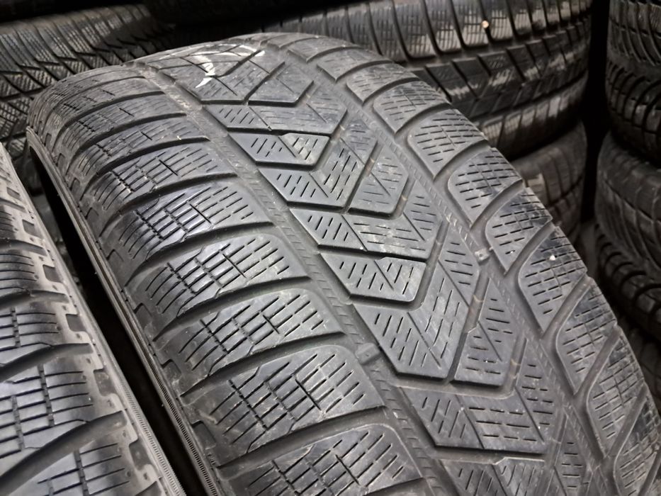 Anvelope second iarna 255 55 R19 Pirelli