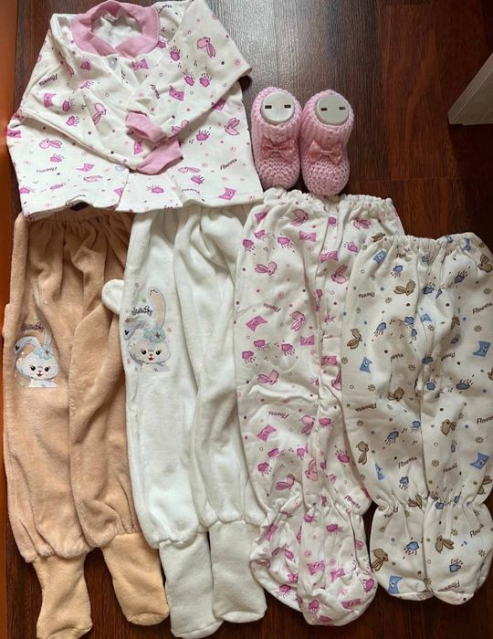 Продаю вещи на новорожденную