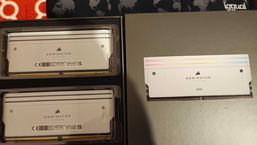 Memorie ram ddr5 corsair titanium 32 gb dual ch 6600 noi garanție