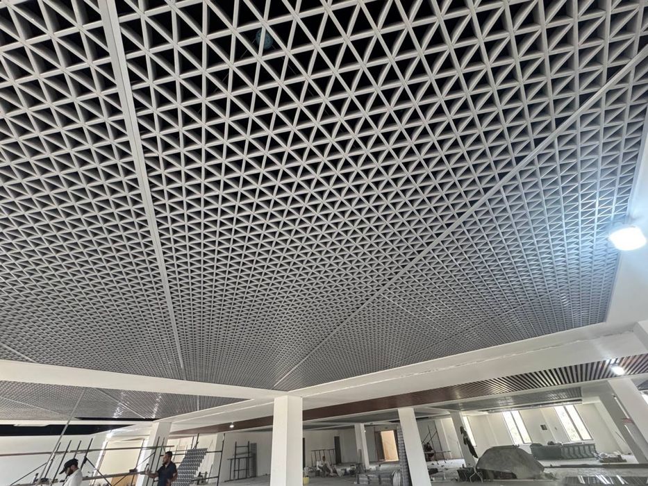 Snejinka uchburchak patalok piramidalniy patalok