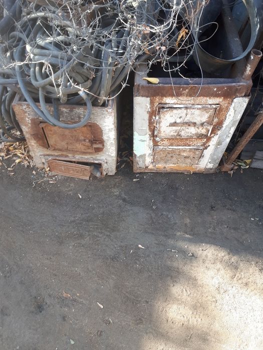 Двери коробки жесткие сцепки котлы печные лавочки  стекла