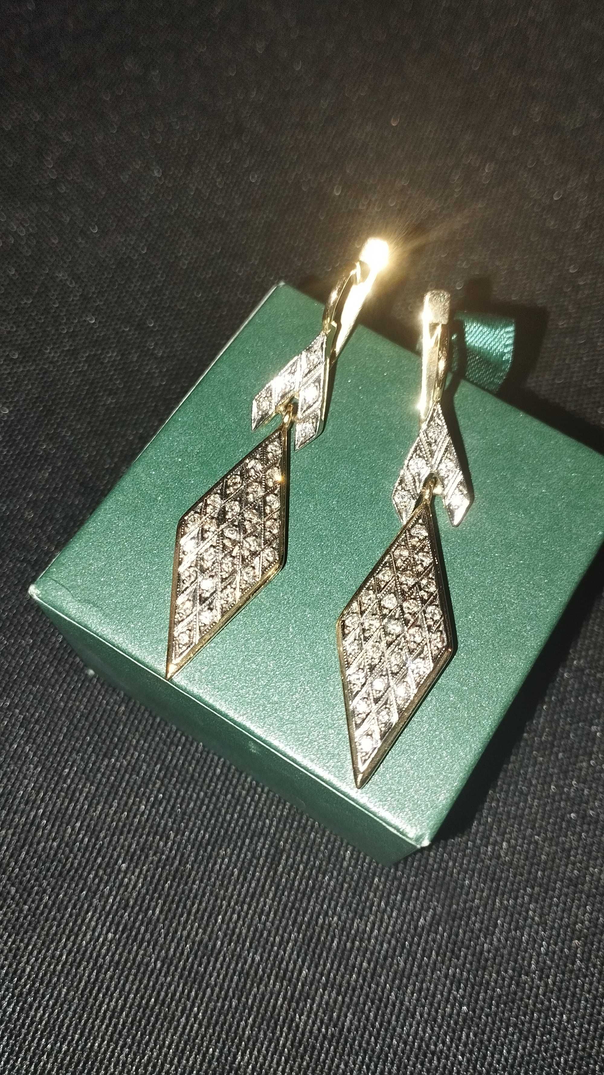Золотые серьги 750 проба