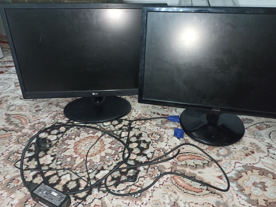 Продам две монитор рабочие 1 монитор LG 1 монитор лос