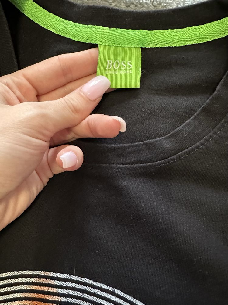 Мъжка тениска Hugo Boss - M размер - черна