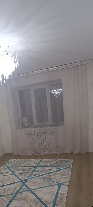 Жапқыш карнизімен сатылады.