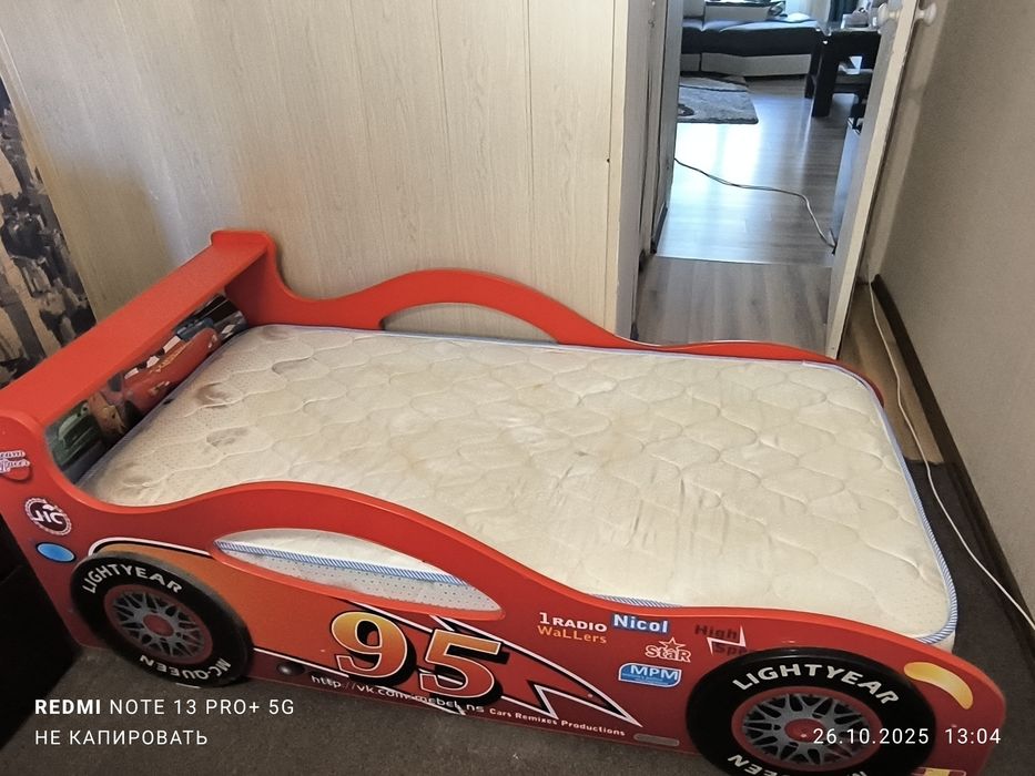 Детская кроватка