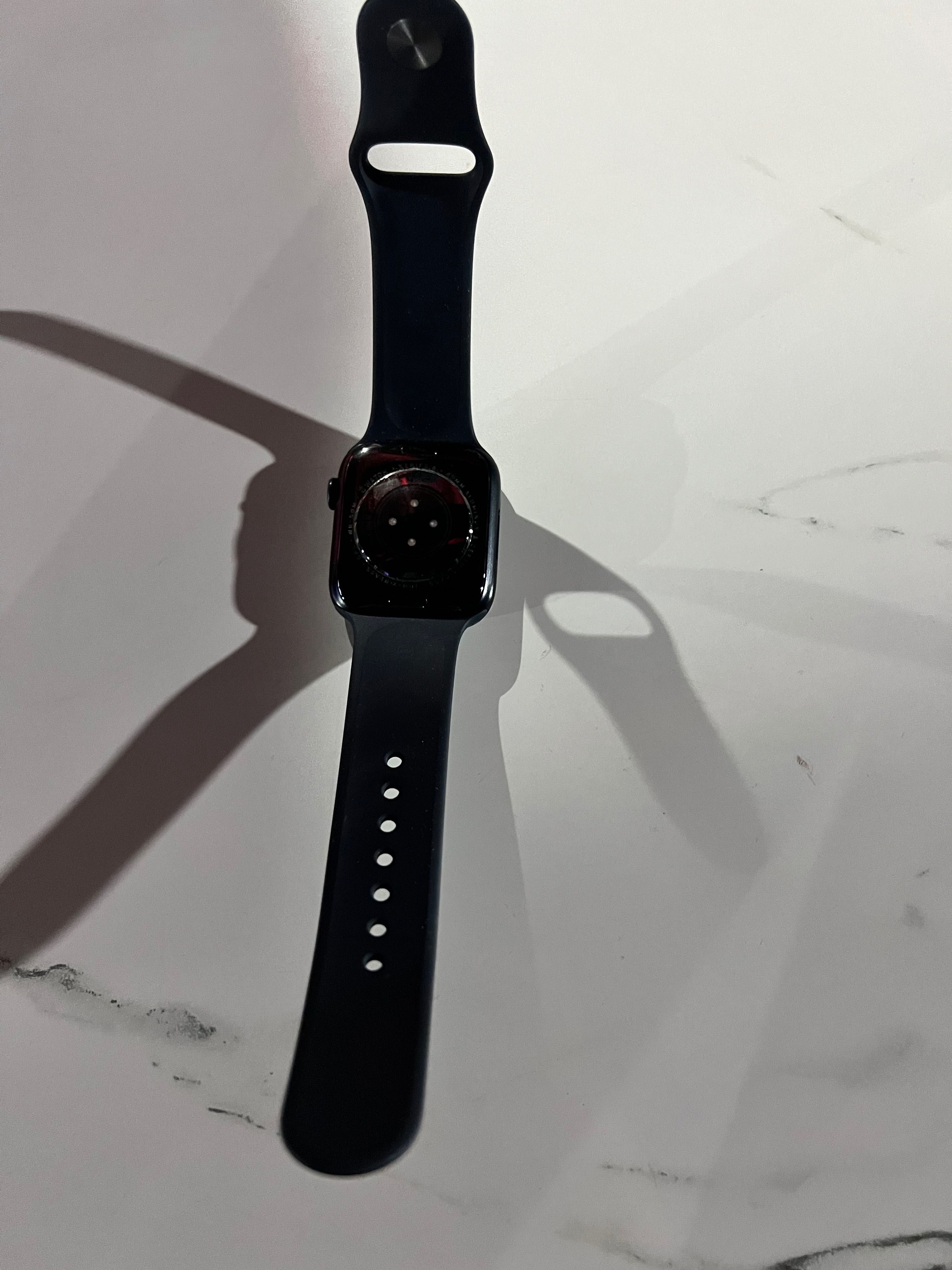 Продам Apple Watch 8 series 45mm