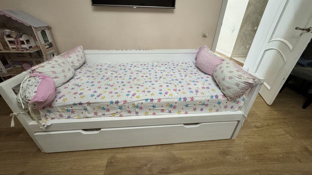 Продам детскую кровать