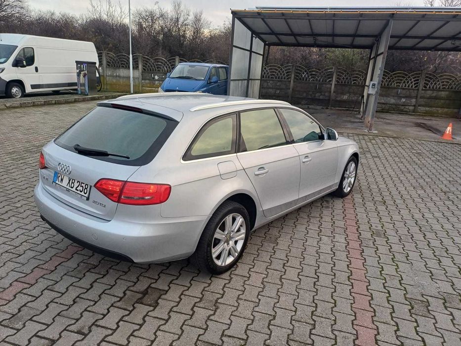 AUDI A4 B8 2.0 TDi 143 Cp 2009 Euro 5
