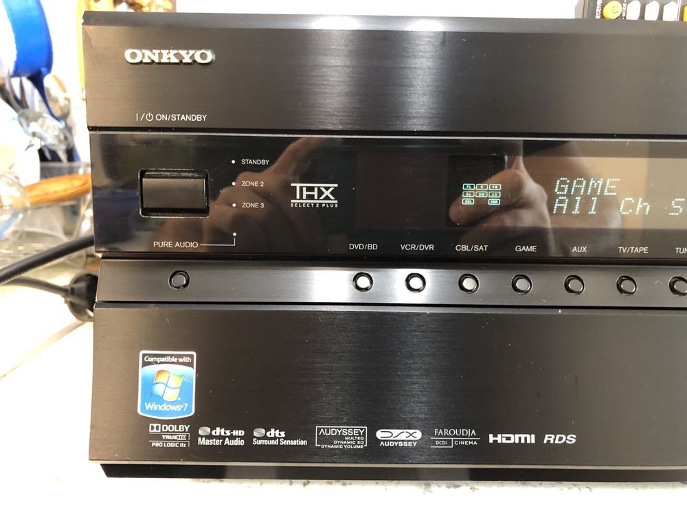 Onkyo TX-NR807 resiver