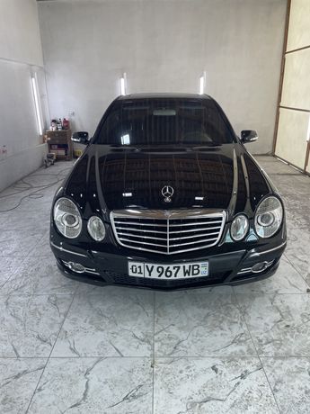 Mercedes-Benz W211 E240
