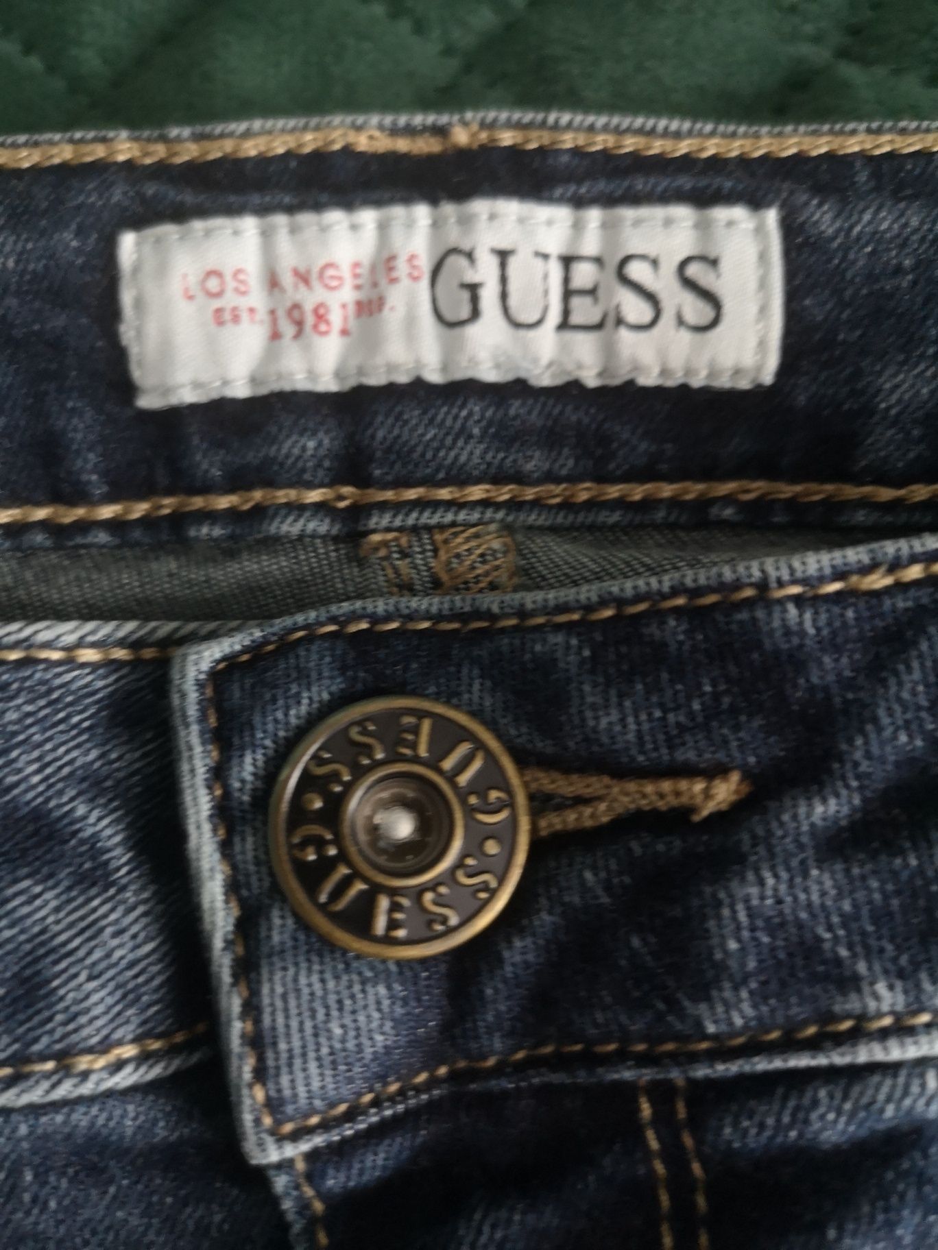 Blugi dama Guess marimea 27