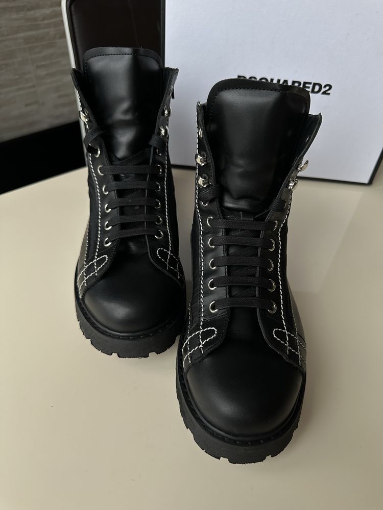 Дамски боти Dsquared2