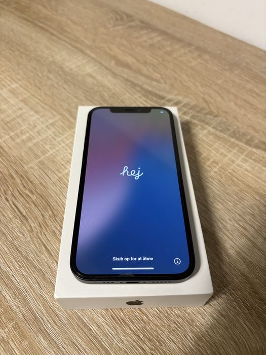 Iphone 12 Black, 64 GB