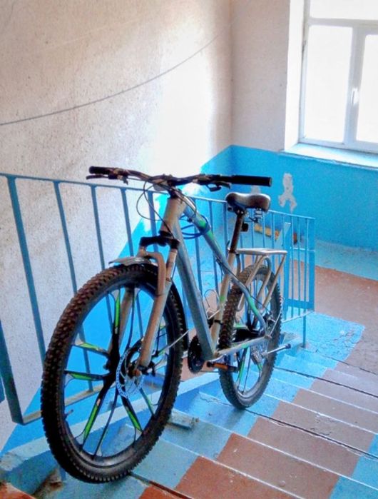 Velosiped sotiladi holati zor 1 mln 200 kelishiladi