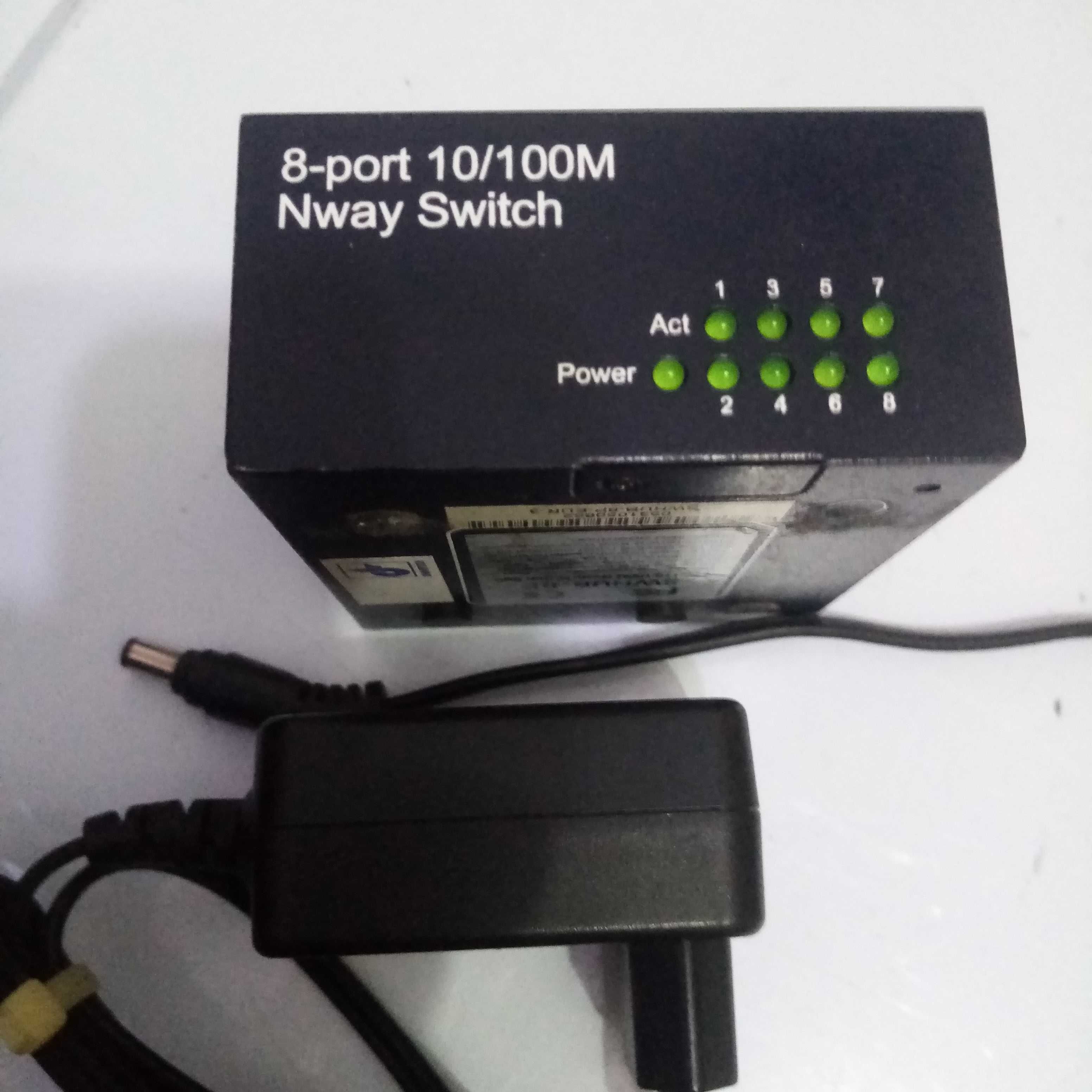 Switch ST-Lab N153 10/100M 8 Ports NWAY Switch