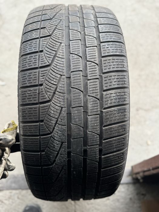 295/35/20 M+S , Set PIRELLI , Stare foarte buna !