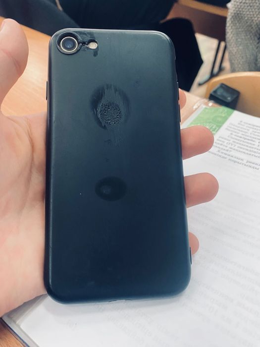 продам iphone 7 32 gb