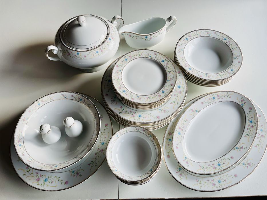 Serviciu masa protelan premiun - 32 de piese - MOGA