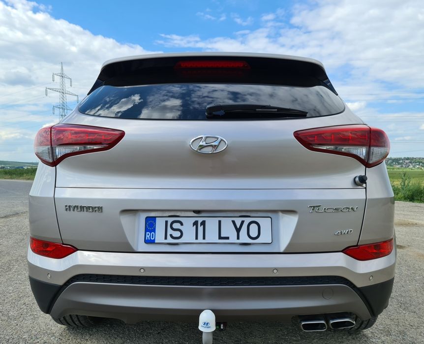 Vând Hyundai Tucson Motor 2.0 185cp