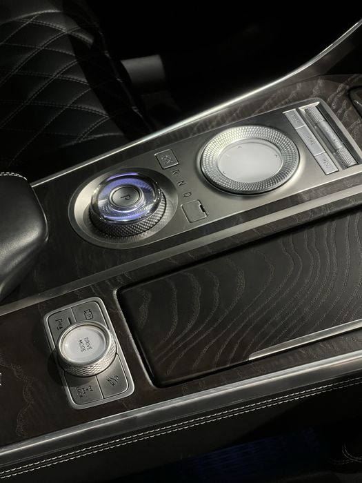 Genesis GV80 ideal holatda