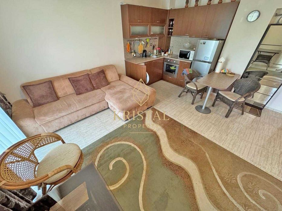 Продава се Двустаен апартамент в к.к. Слънчев бряг - 67 кв.м за 1224 €/кв.м - Снимка #1