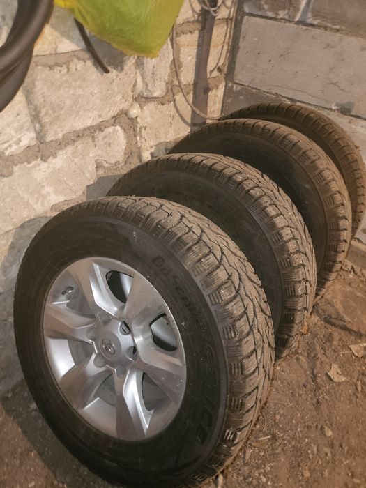 Зимние колеса Прадо 150. Диски родные от Прадика150 кузове.Зимние шины