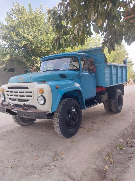 Zil 4502 sotiladi