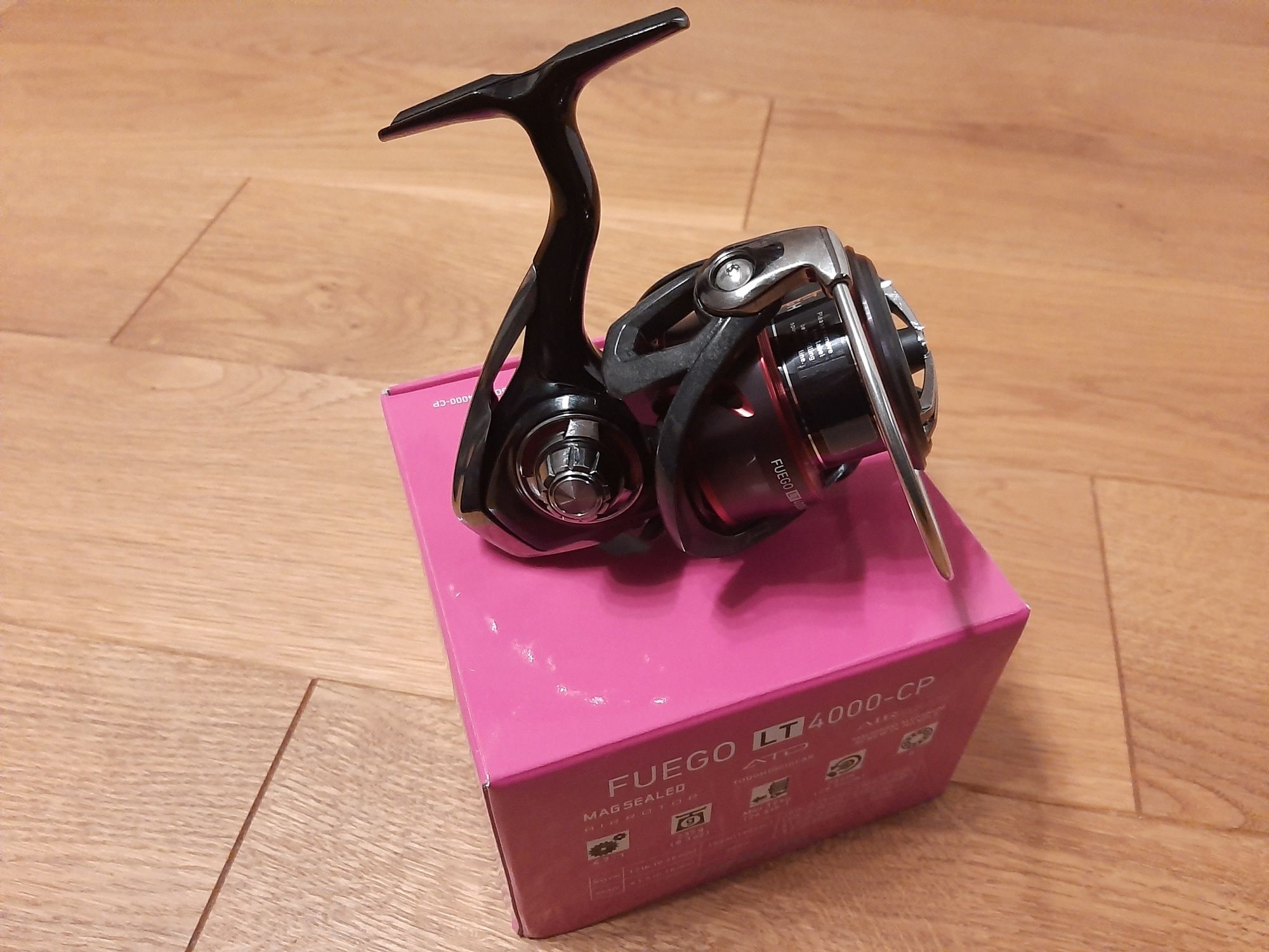 Mulinete spin, feeder, Daiwa Fuego LT 4000-CP (power), rrec 4.7:1, NOI