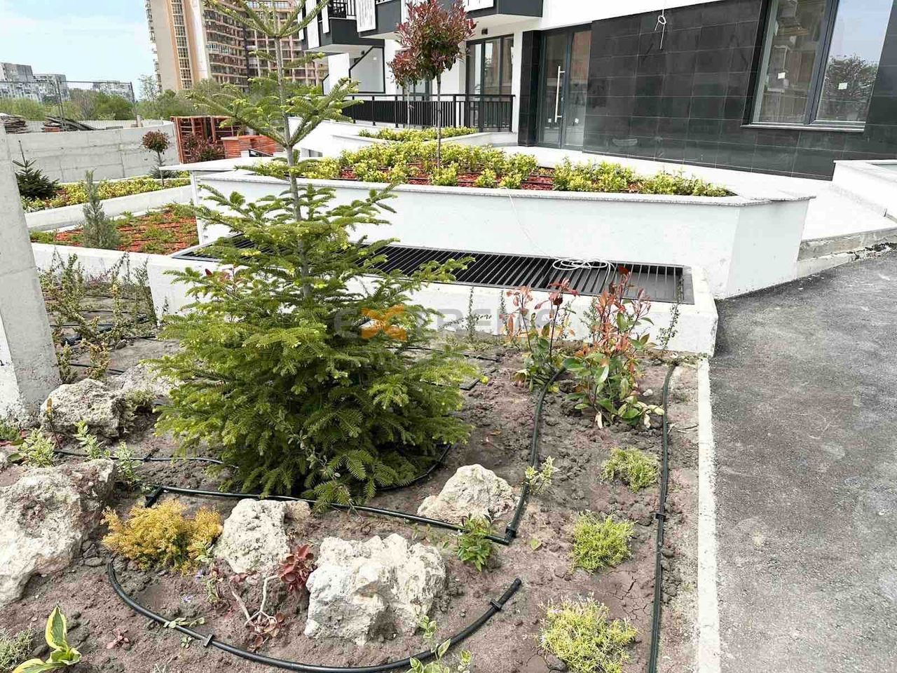 Продава се Двустаен апартамент в Варна, Възраждане 1 - 67 кв.м за 1911 €/кв.м - Снимка #12