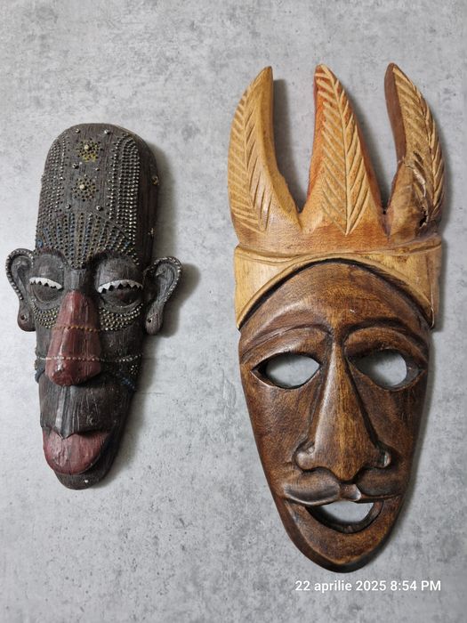 Măști africane,rățuște din lemn