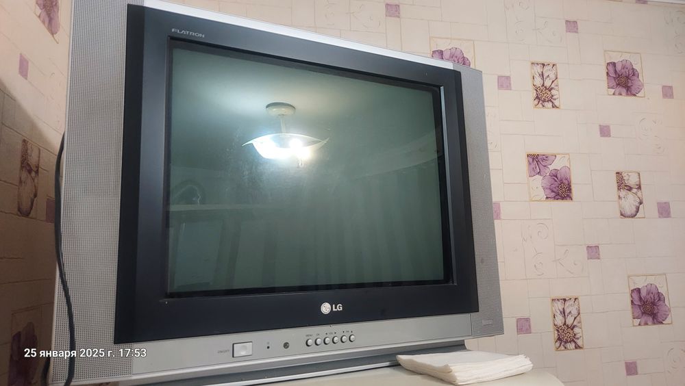 Продается  Телевизор