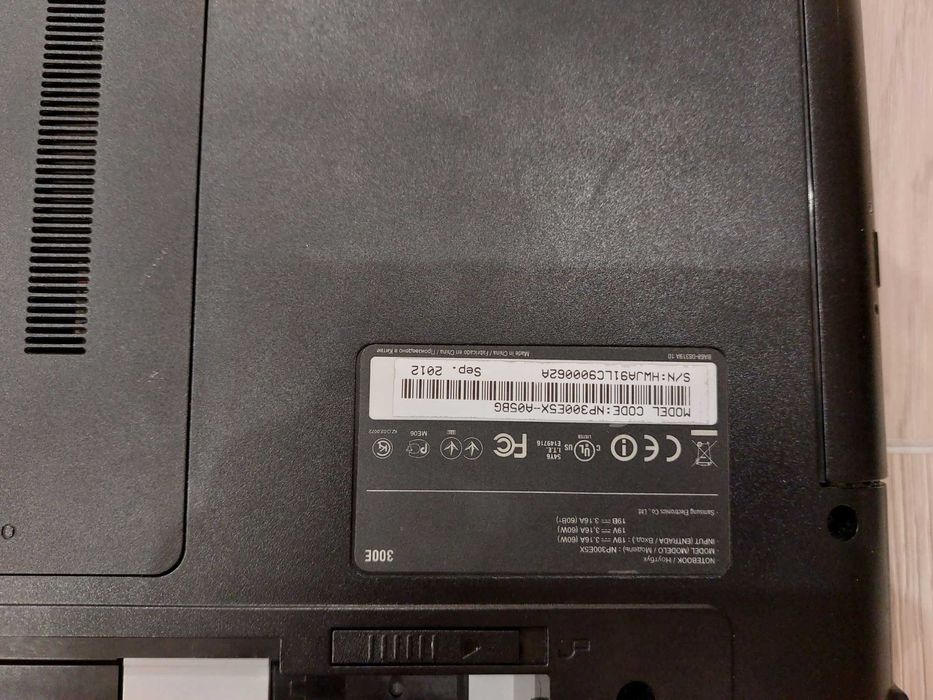 Лаптоп samsung за части