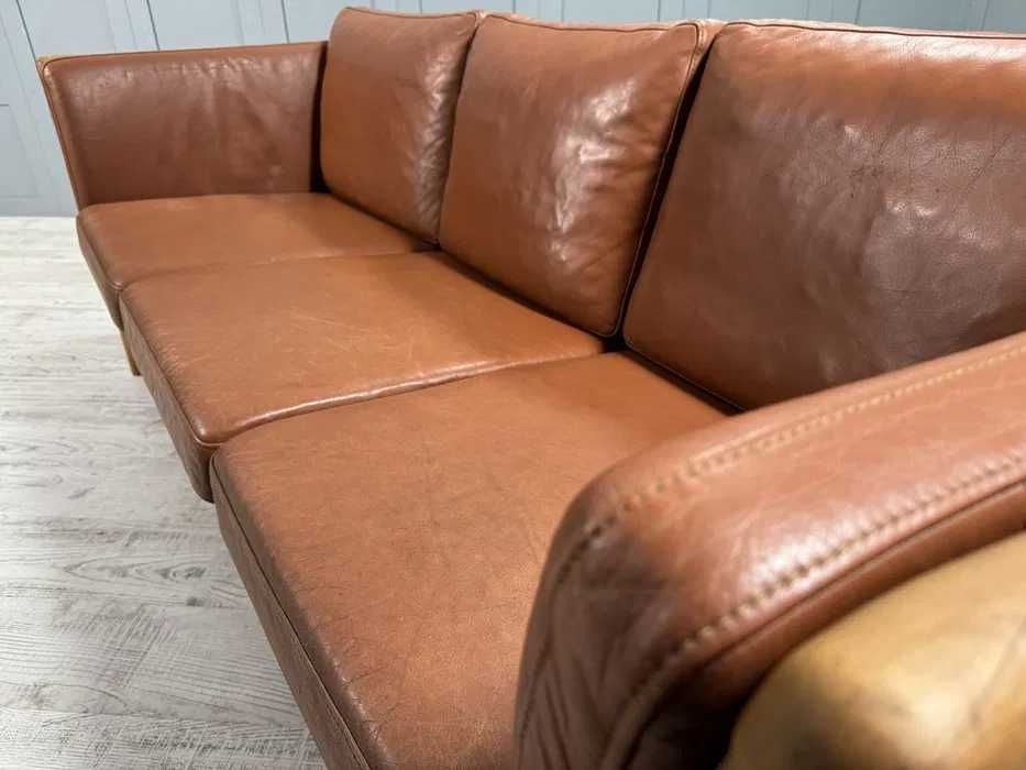 Датски диван 3-ка естествена кожа Д1089-Д