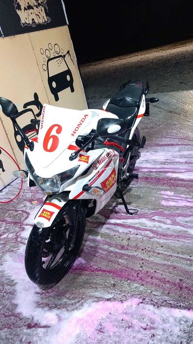 Honda Cbr 125r jc50