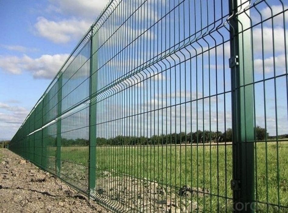 Garduri din plasa bordurata tabla sipca