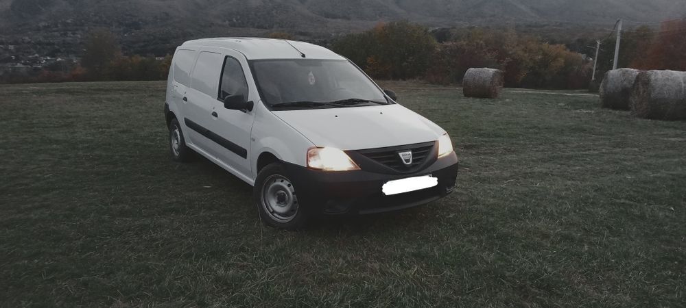 Autoturism Logan Van