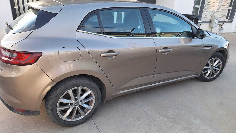 Renault Megane IV, 1.2 TCE, 2016, 280000 km