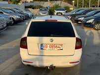Vand sau schimb skoda octavia 2013 iau si auto defecte dar deplasabile