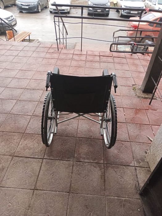 Инвалидная коляска