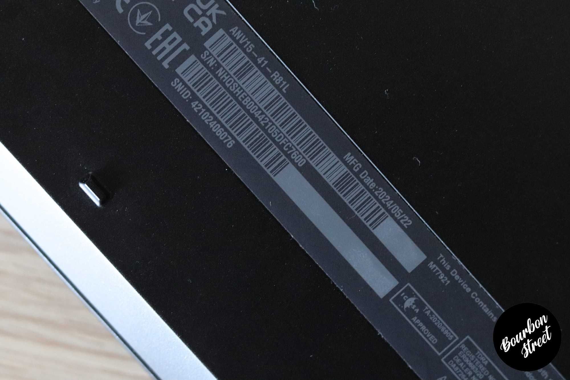 ACER Nitro V15 - RTX 3050 6 GB - RYZEN 7735HS - 16GB DDR5 - 512GB SSD