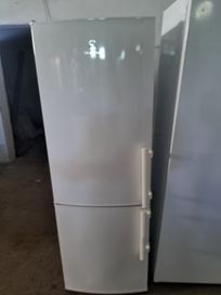 Хладилник с фризер Електролук/Electrolux 330 литра