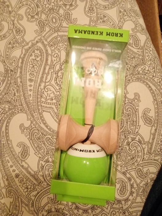 Kendama krom pop sticky verde lime