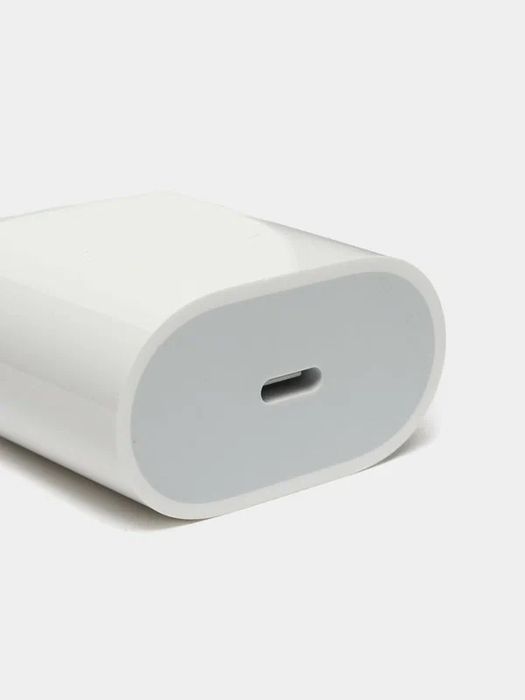 Зарядка Apple USB-C 20W