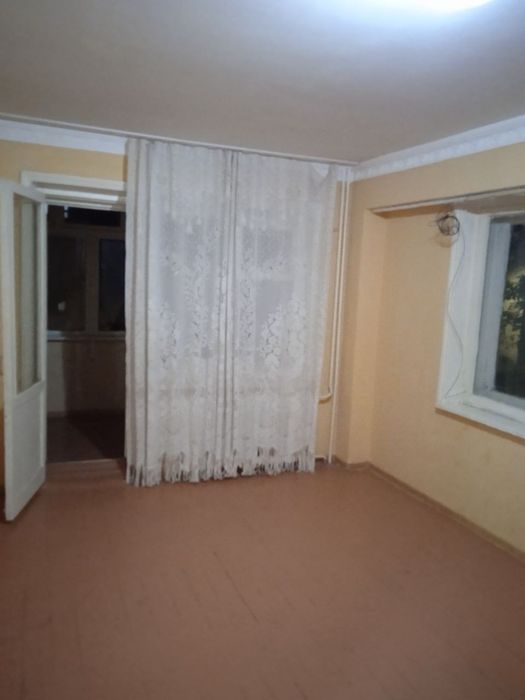 Каракамыш 1/2, 2/3/5 срочно продам. Балкон 2/9