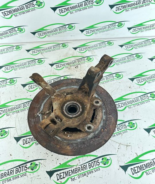 Fuzeta fata stanga Dacia Logan prima generatie